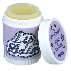 Bomb Cosmetics Balzam na pery One Smart Cookie 4,5 g